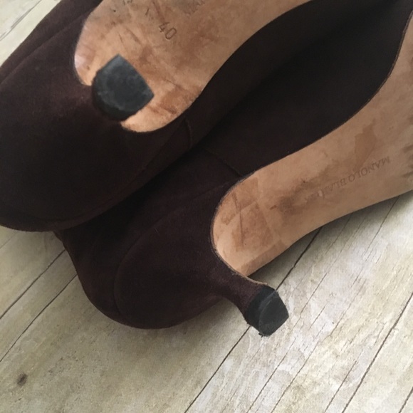 MANOLO BLAHNIK Brown Suede Stiletto Ankle Booties - Picture 7 of 8